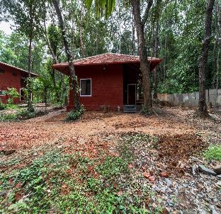 Uk Nature Stay,Sirsi - Yellapur Road Chandagulli Village Idgundi 581359,3 star