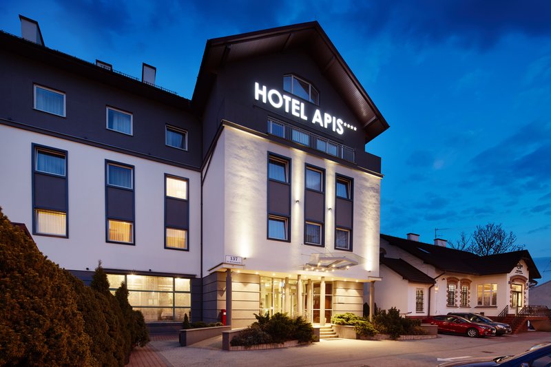 hotel apis