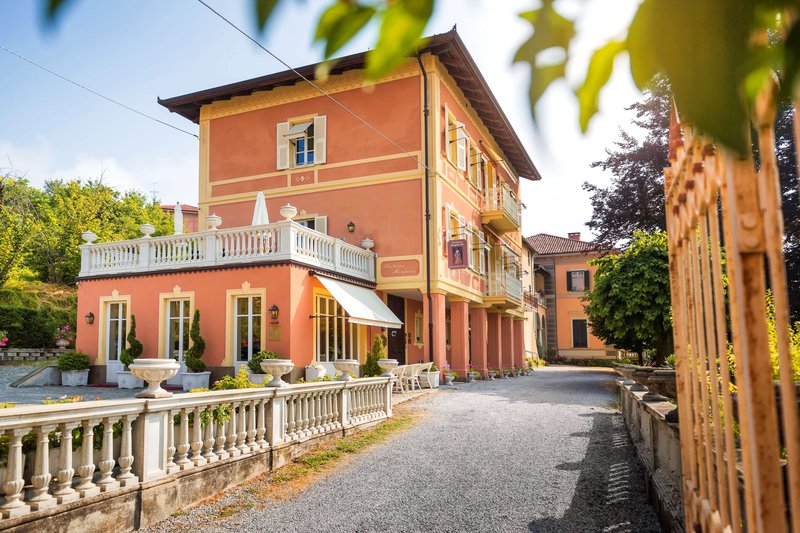 Duchessa Margherita Chateaux & Hotels,Cuneo>>Alba,4 star