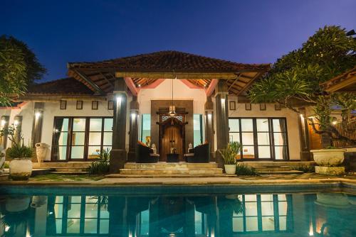 The Georgina Estate,Gang Telaga Waja 2 Jalan Pratama Nusa Dua Nusa Dua 80361,4 star