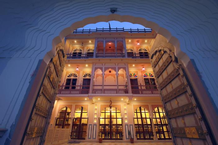 Raj Rajeshwari Haveli,Rajasthan>>Jaipur,3 star