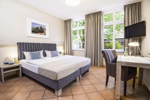 Hinrichs,Carolinensiel>>Bremen,3 star
