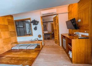 The Parlour Krabi,Krabi>>Ao Nang,2 star