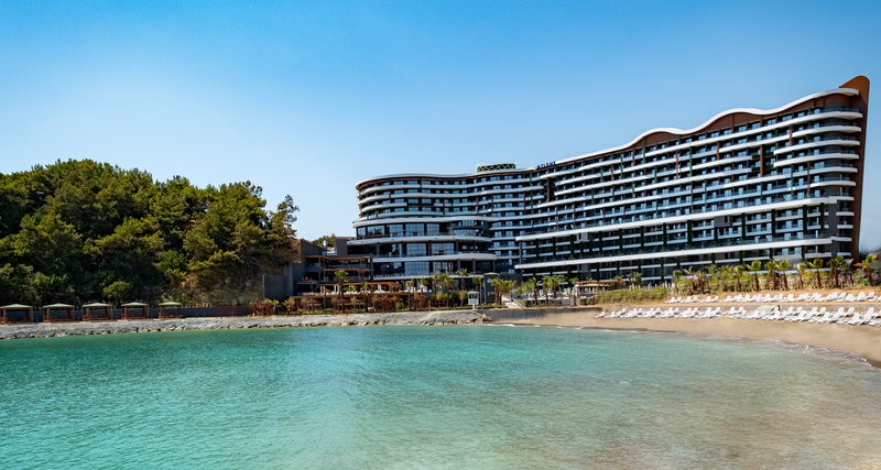 mylome luxury hotel and resort