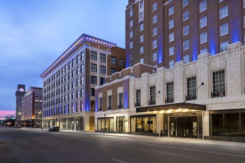 The Warrior Hotel, Autograph Collection,Sioux City>>Sioux Center,5 star