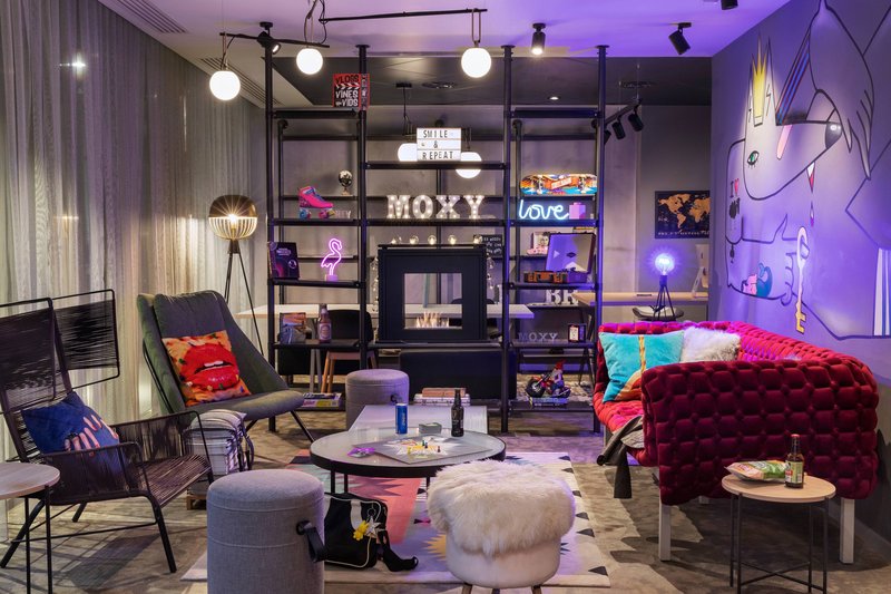 Moxy Bucharest Old Town,Bucure?Ti - Ilfov>>Bucharest,3.5 star