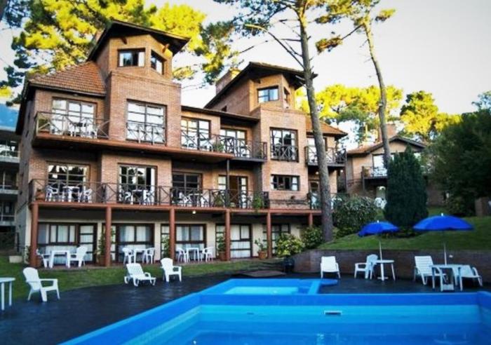 Australis Paradise,Near Carilo Commercial Center,4 star