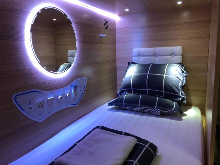 Capsulepod@Aljunied,Singapore>>Geylang,2 star