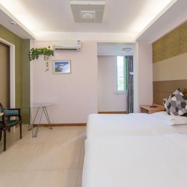 Floral Hotel Your House Yongjia,26-28 Zhangdawu Yantou Town Yongjia County 325000 Wenzhou,3 star