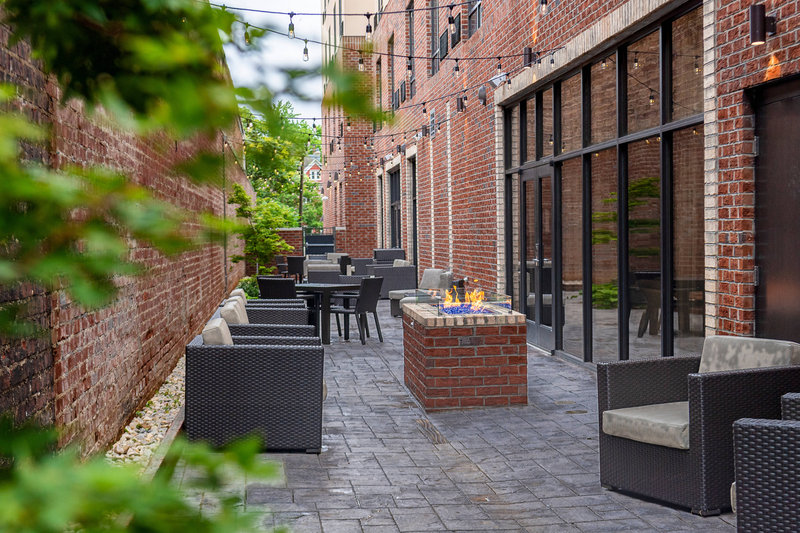 courtyard by marriott winston salem downtown