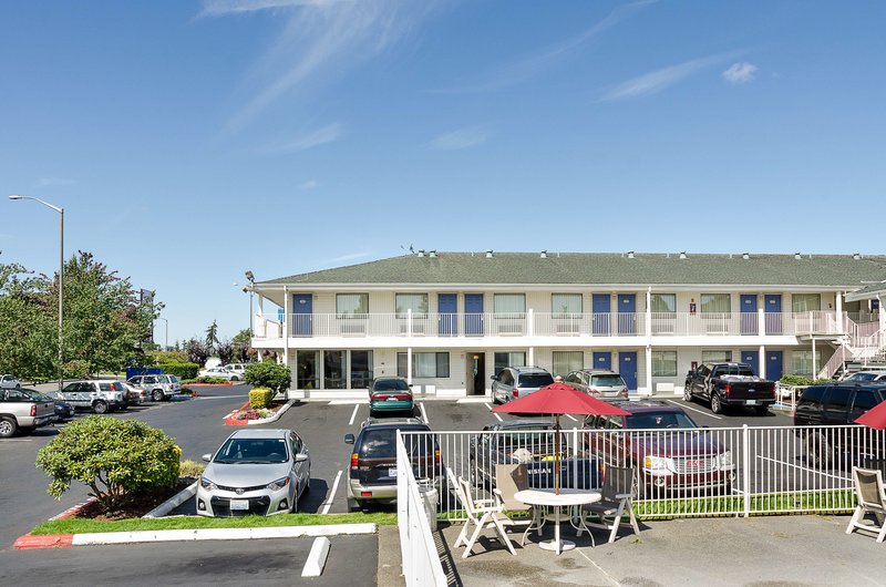 motel 6 tacoma wa south