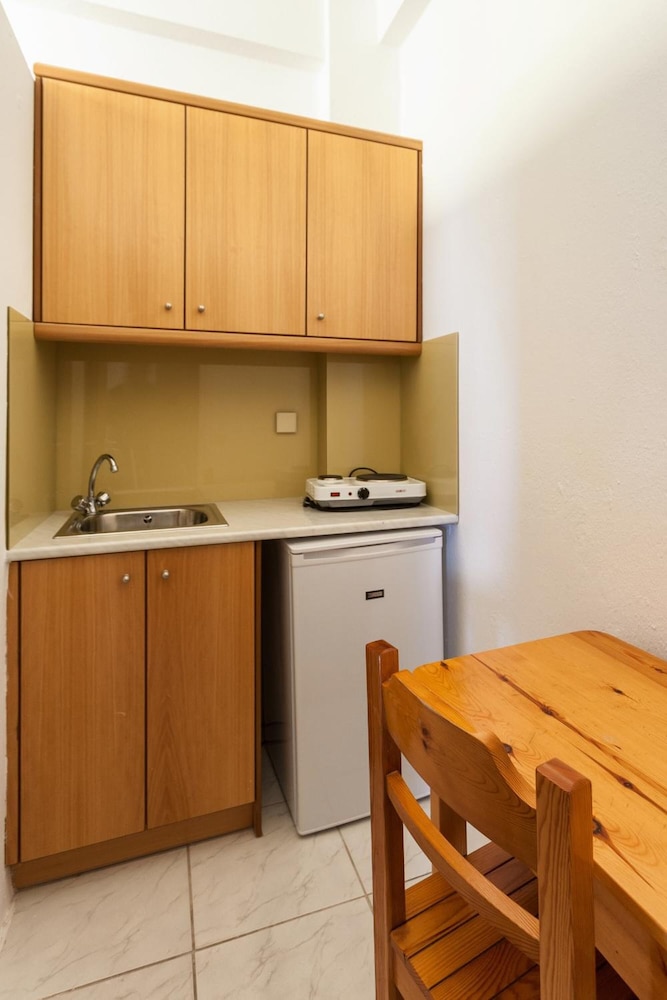 Akti Fine Rooms,Skopelos>>Glossa,2 star