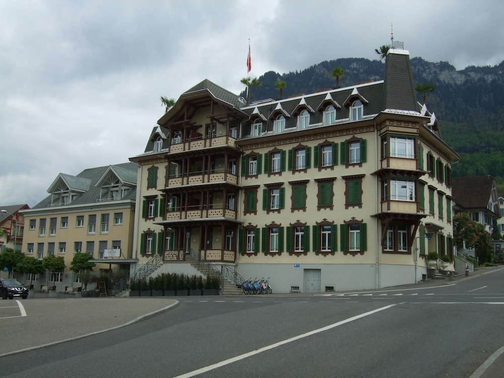 Hotel Krone Buochs,Buochs>>Beckenried,3 star