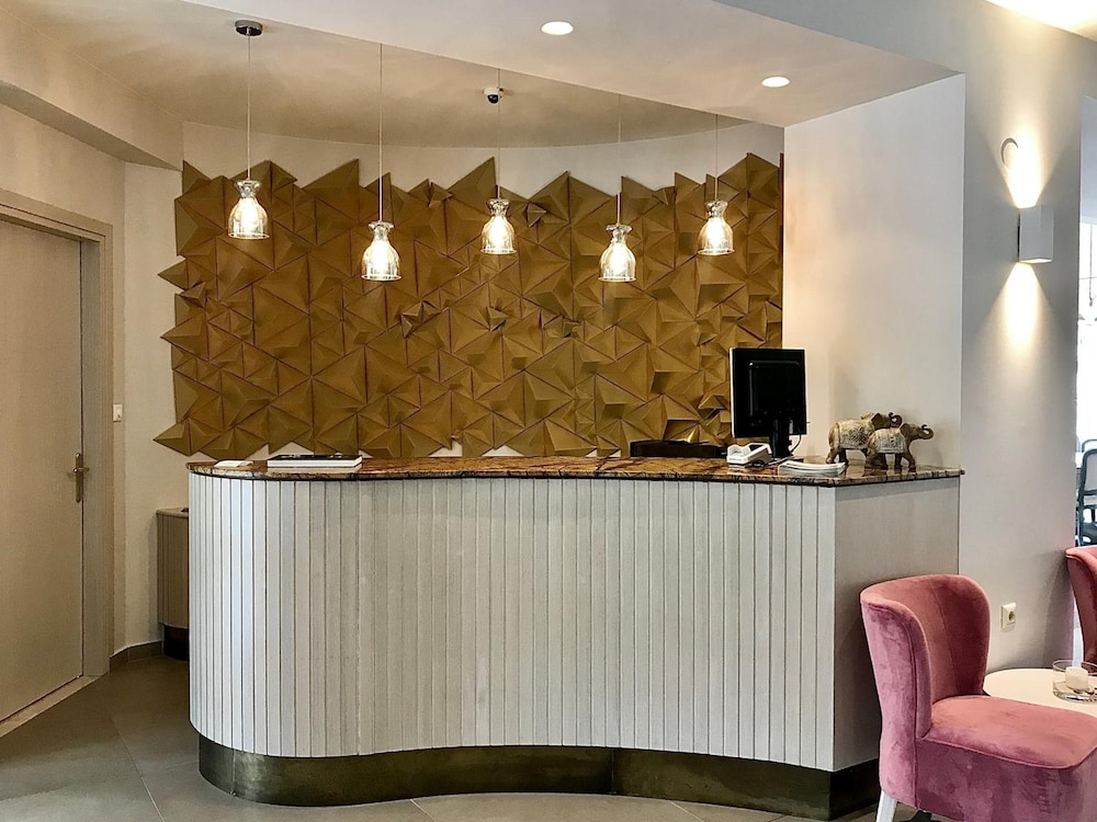 Emerald Suites,Kastoria>>Florina,4 star