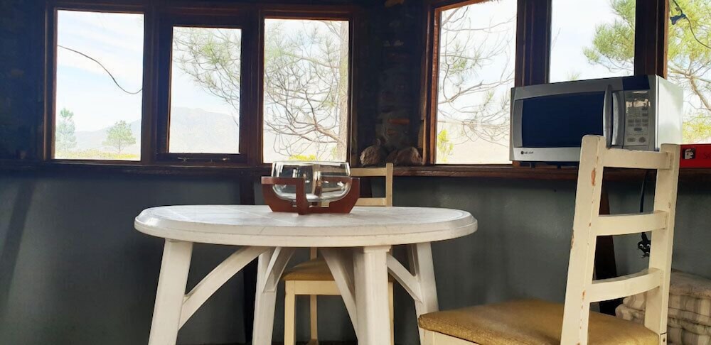 Avani Lodge Private Nature Reserve,Caledon>>Bot River,3 star