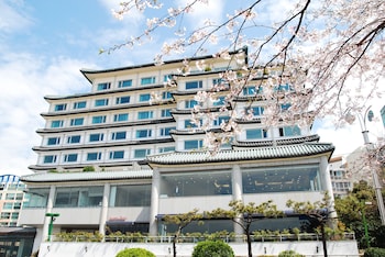 Hotel Illua,Haeundae>>Busan,3 star