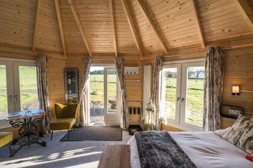 dunroamin lodges