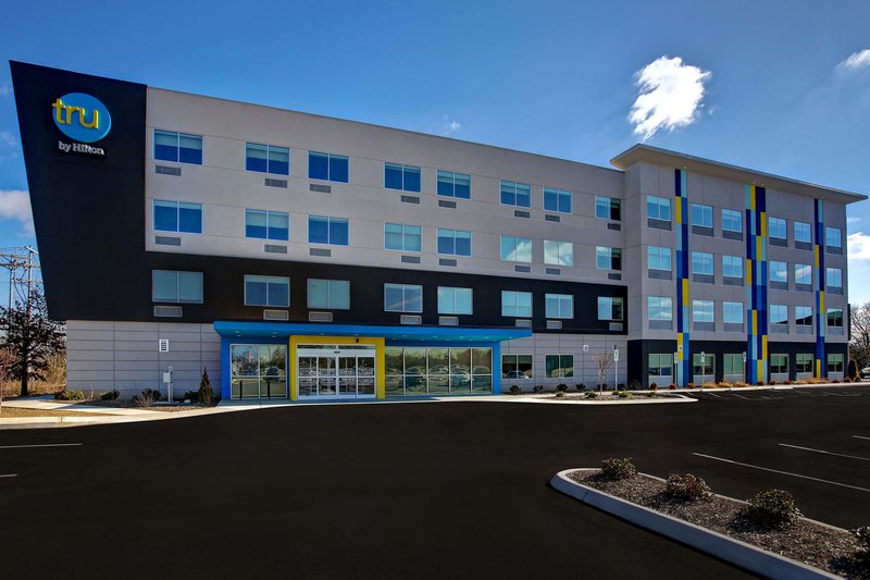 tru by hilton alcoa knoxville airport