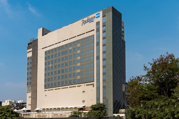 Radisson Blu Towers Kaushambi Delhi Ncr,East Delhi-Kaushambi,5 star