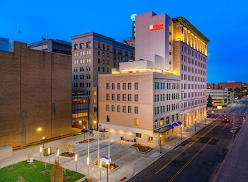 Hilton Garden Inn Flint Downtown,Flint>>Detroit,3 star