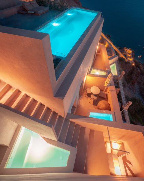 Old Castle Oia,Oia>>Fira,4 star