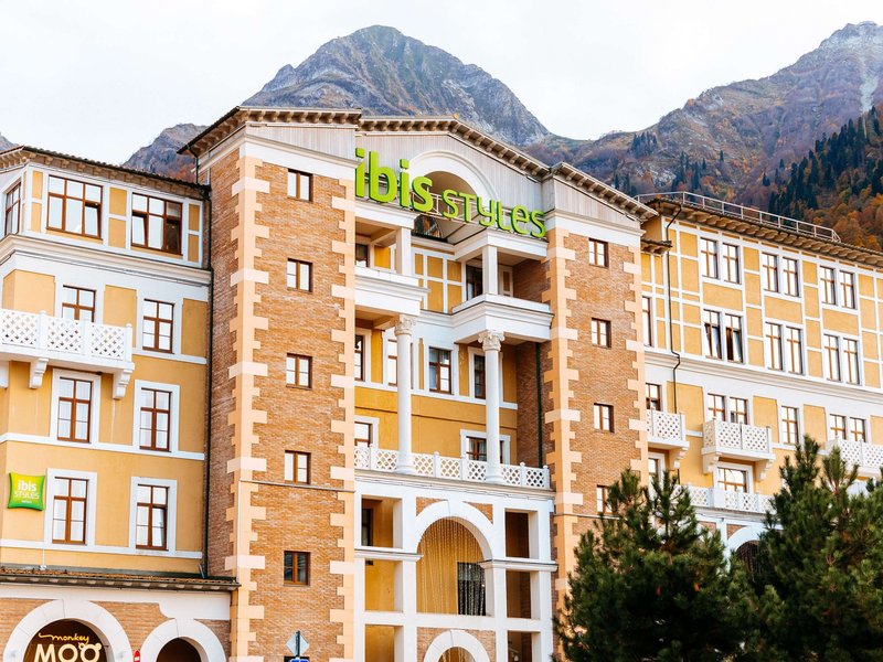 Ibis Styles Krasnaya Polyana,Estosadok>>Adlersky,3.5 star