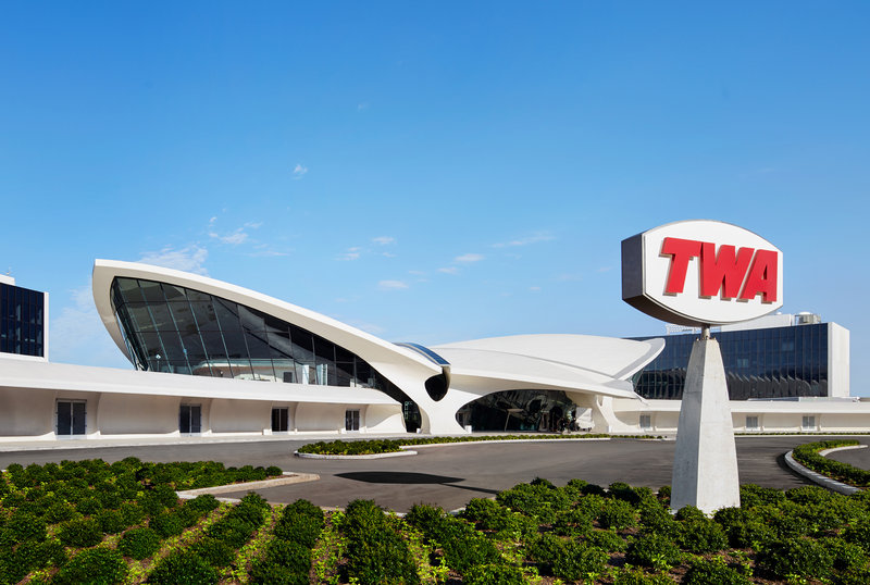 Twa Hotel At Jfk Airport,One Idlewild Drive Jfk International Airport Jamaica New York 11430-1962,4 star