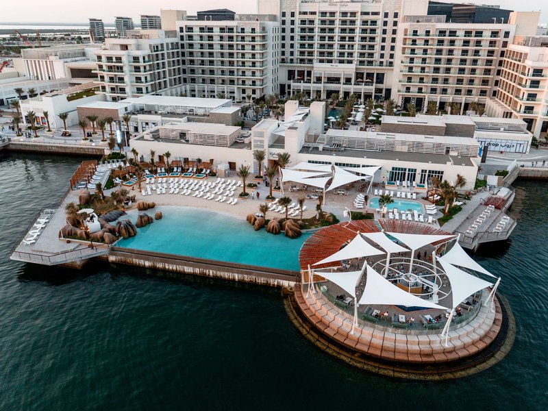 Hilton Abu Dhabi Yas Island,Sir Bani Yas Island>>Abu Dhabi,5 star