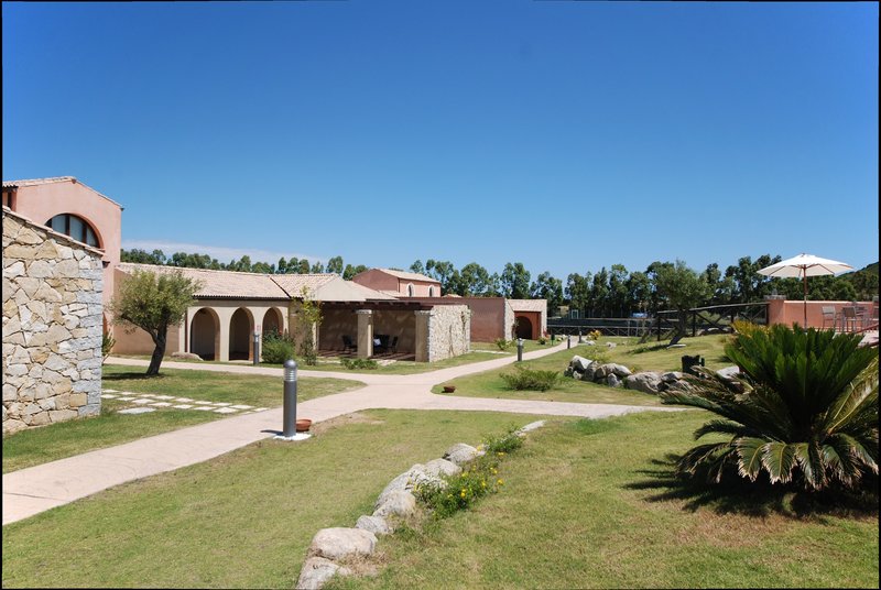 Alma Resort,Castiadas>>Cagliari,4 star