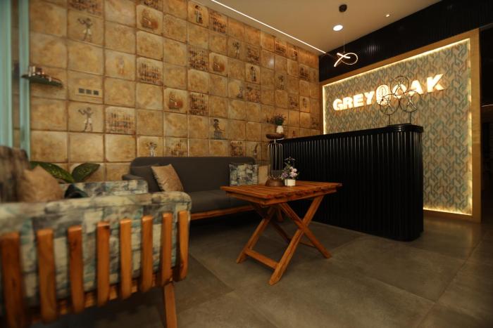 Grey Oak Hotel,37, New Cotton Market Layout, Ganeshpeth, Near St Bus Stand, Nagpur,3 star