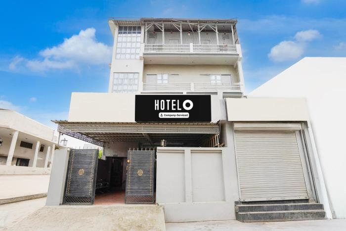 Super Hotel O Dehradun City Centre,26/18,Bhandari Bagh Near Railway Station,2 star