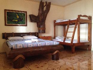 Vasco's Resort,,2 star