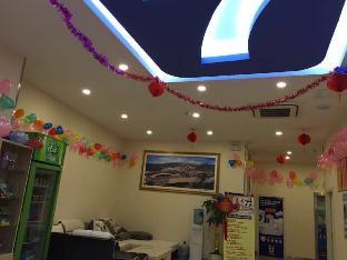 7 Days Inn Chongqing Yunyang  Passenger Center,,2 star