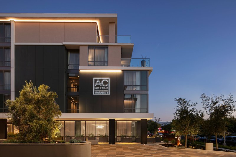 Ac Hotel By Marriott Palo Alto,Mountain View>>East Palo Alto,3.5 star