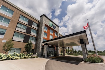 Holiday Inn Express & Suites Welland, An Ihg Hotel,Niagara Falls>>Niagara,2.5 star