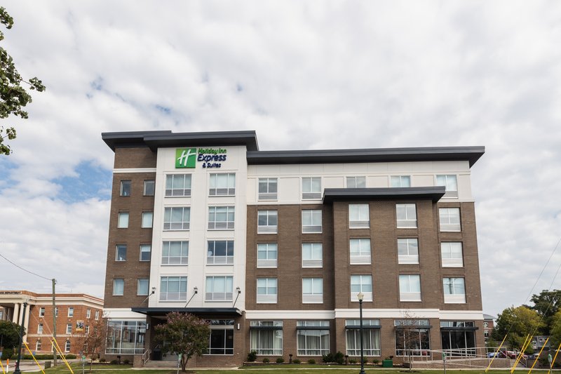 holiday inn expr and sts columbia downtown the vista