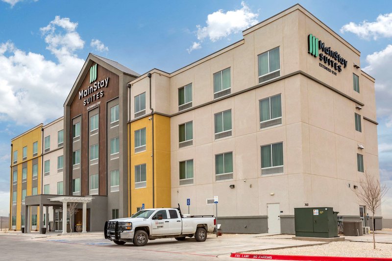 mainstay suites carlsbad south