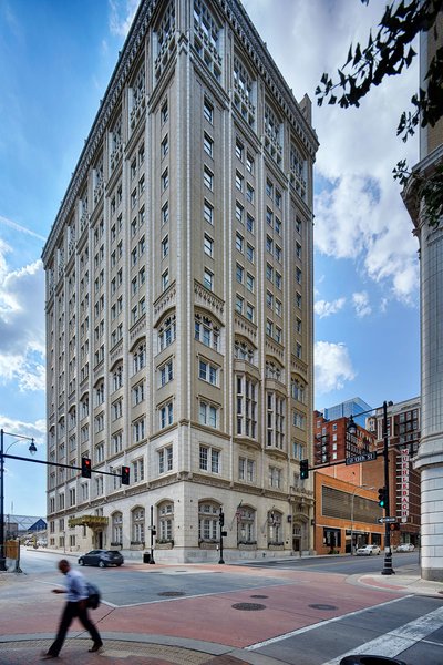 hotel kansas city in the unbound collection by hyatt