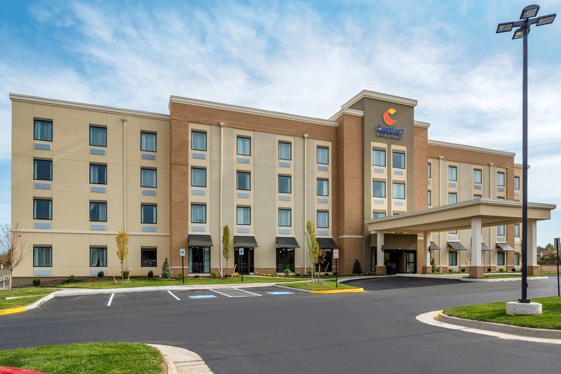 comfort inn and suites