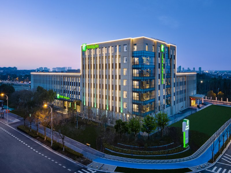 Holiday Inn Shanghai Dishui Lake, An Ihg Hotel,Shanghai>>Pudong,3 star