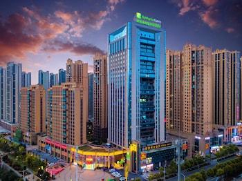 Holiday Inn Express Hengyang High-Tech Zone, An Ihg Hotel,Hengyang Railway Station>>Hengyang,2.5 star