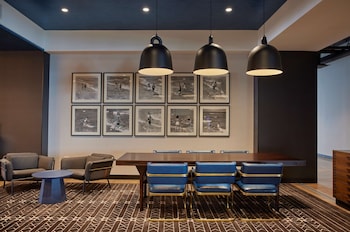 Sable At Navy Pier Chicago, Curio Collection By Hilton,Freeport>>Chicago,4 star