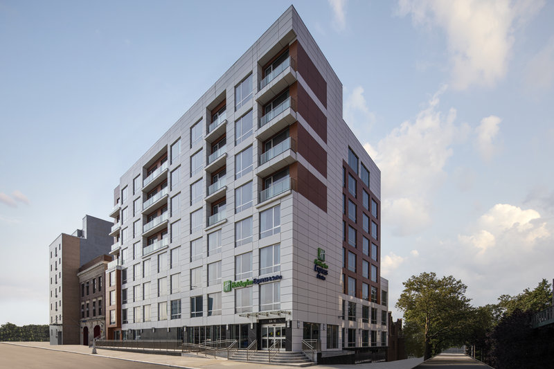 Holiday Inn Express & Suites Woodside Queens Nyc,Queens>>New York,3 star