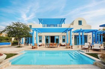 Hilton Salwa Beach Resort & Villas,,5 star