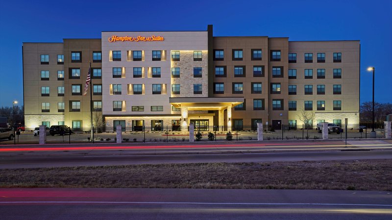 hampton inn and suites lubbock university