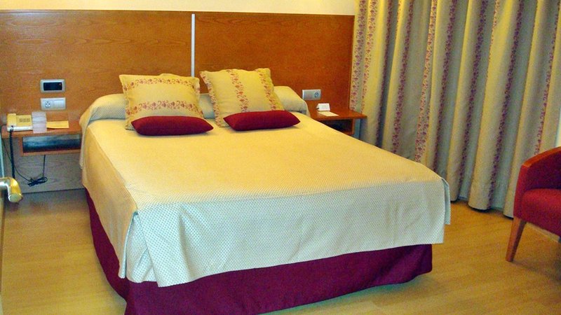 Hotel Alfonso Viii,Cuenca Province>>Chillaron De Cuenca,3 star