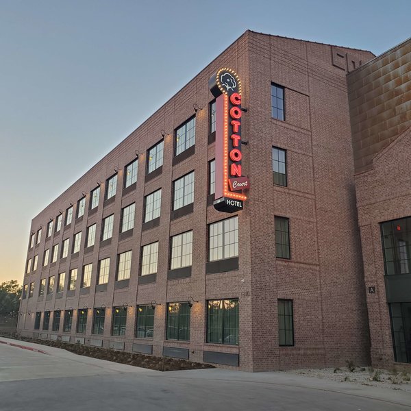 Cotton Court Hotel,Texas>>Lubbock,4 star