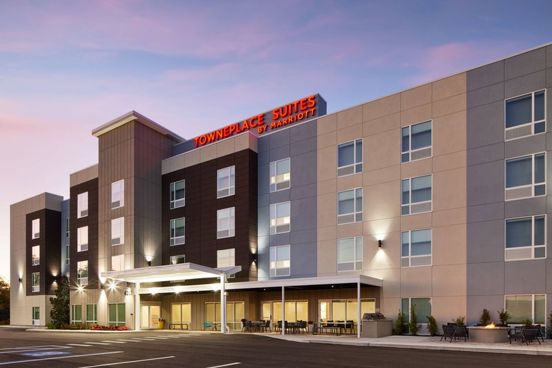 Towneplace Suites Tampa Casino Area,Hillsborough County>>Dover,2.5 star