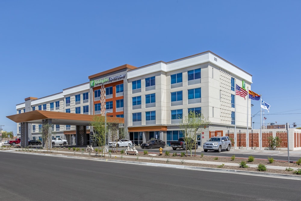 holiday inn exp and sts phoenix dwtn state capitol