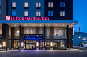 hilton garden inn madison downtown